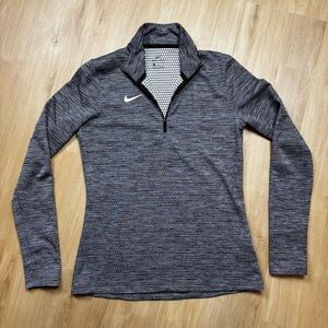 NIKE Womens Medium DRI FIT 1/4 Zip Pullover